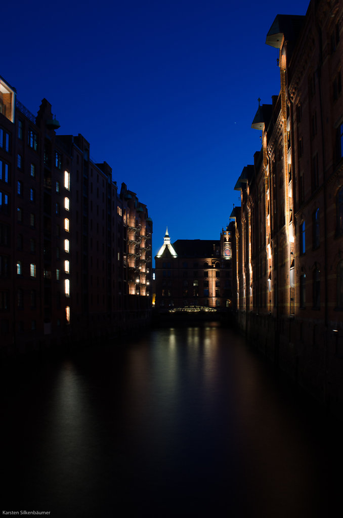 Blaue Stunde in der Speicherstadt